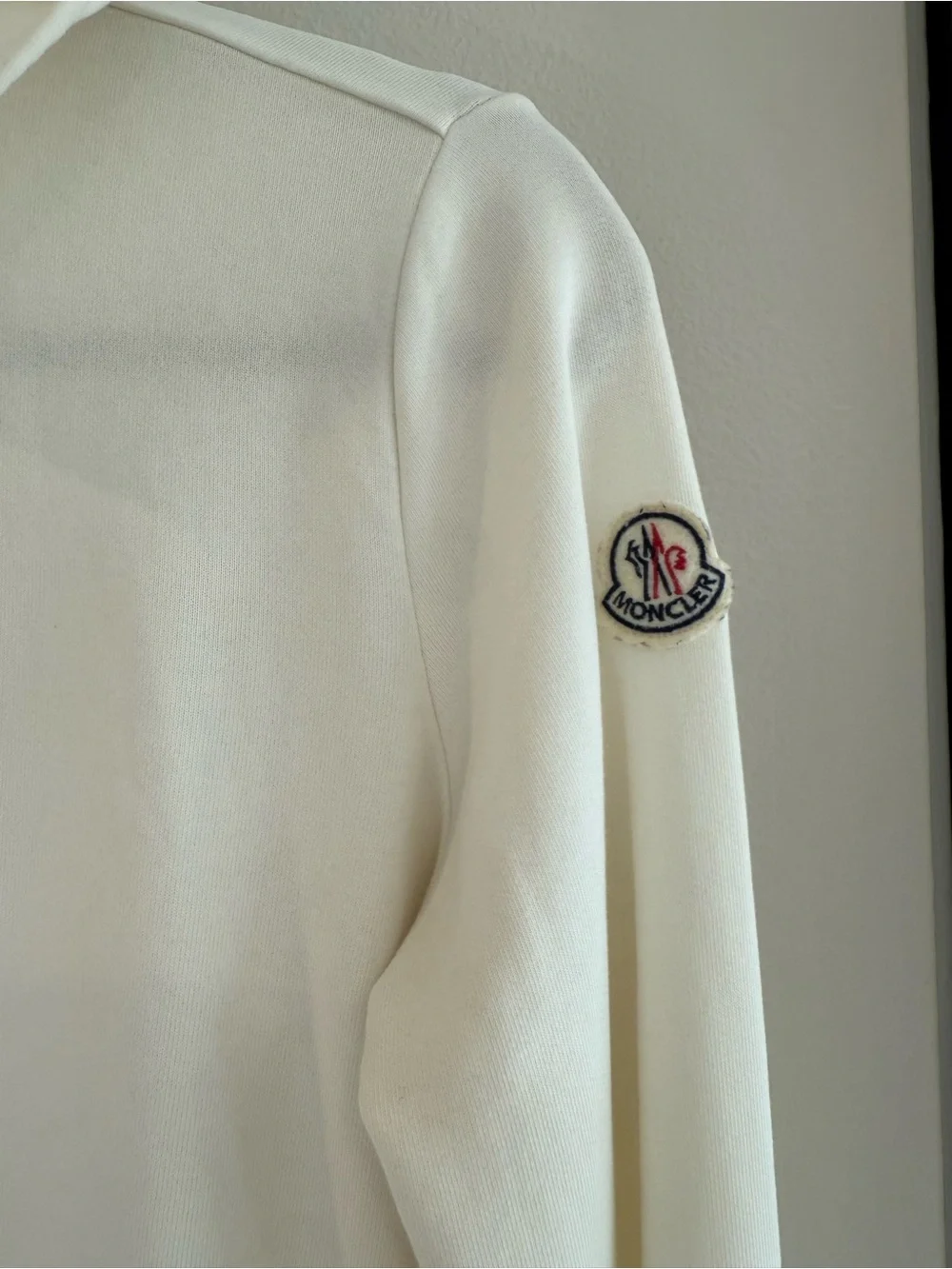 Moncler - Cream Zip-Up Hoodie with Logo Patch - Size M - Picture 3 of 10